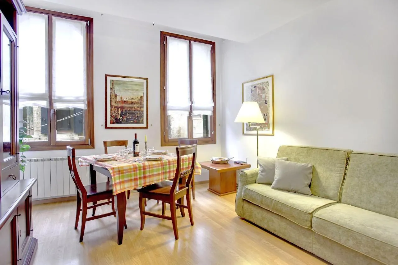 Elegant Apartments In Biennale By Bricola Apartments Venice