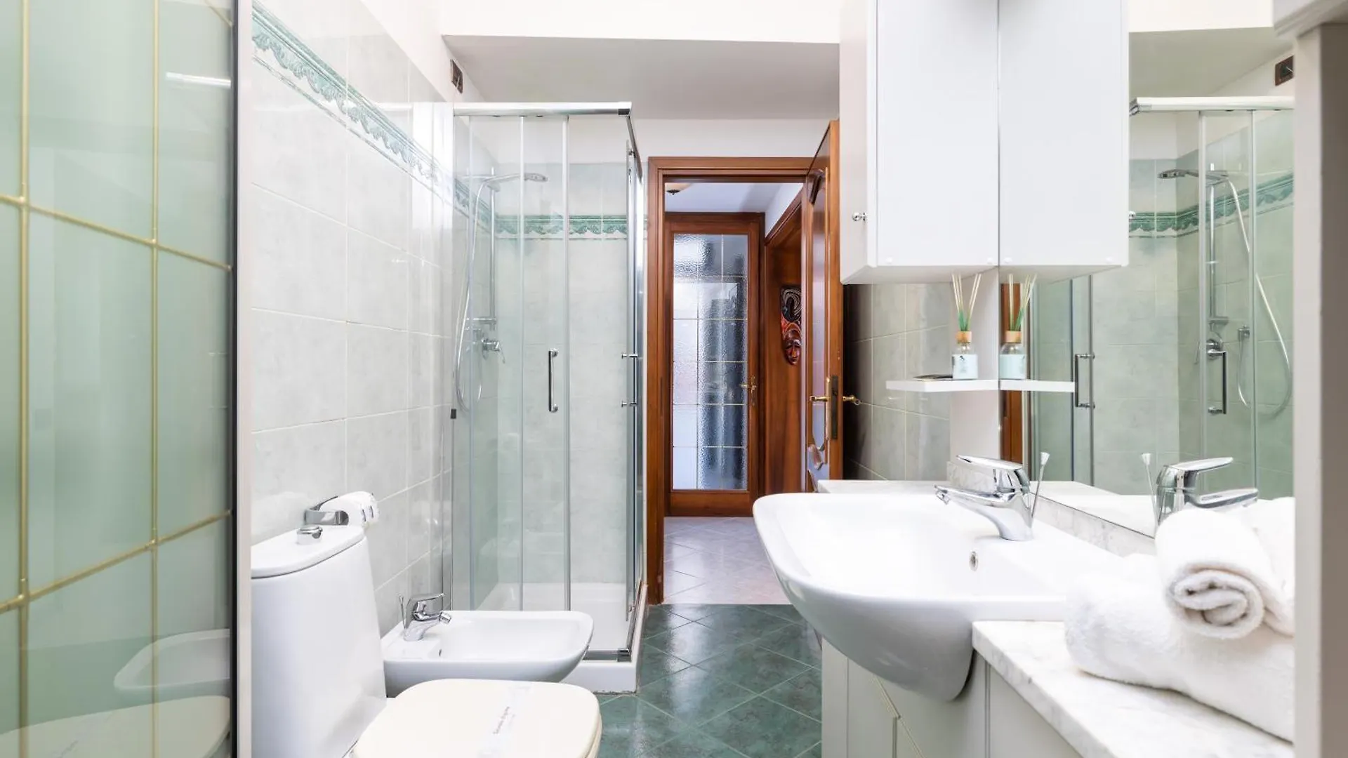 Elegant Apartments In Biennale By Bricola Apartments Venice