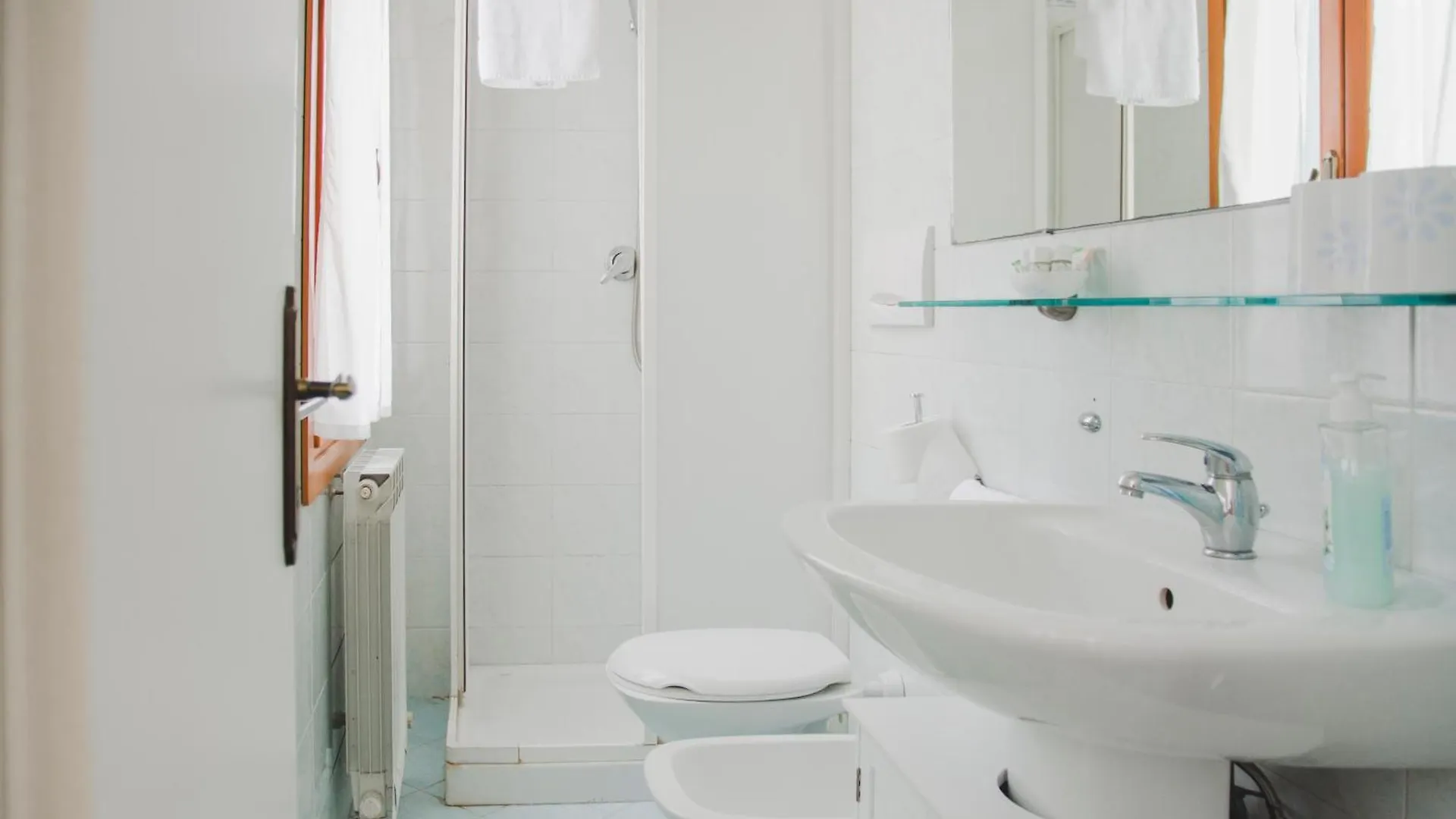 Elegant Apartments In Biennale By Bricola Apartments Venice 0*,