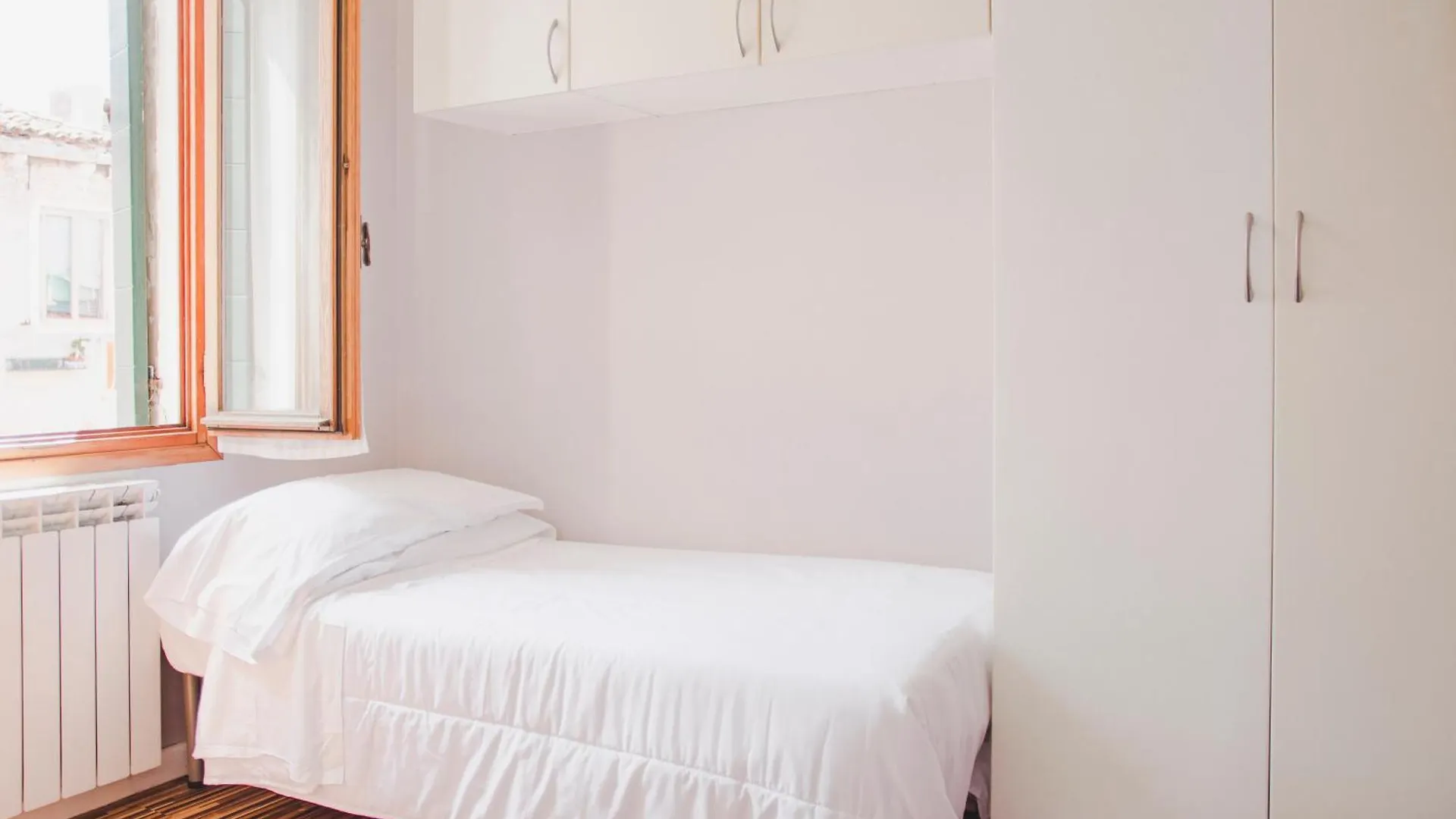 Elegant Apartments In Biennale By Bricola Apartments Venice