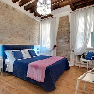 Charming Castello Apartments By Wonderful Italy Appartement