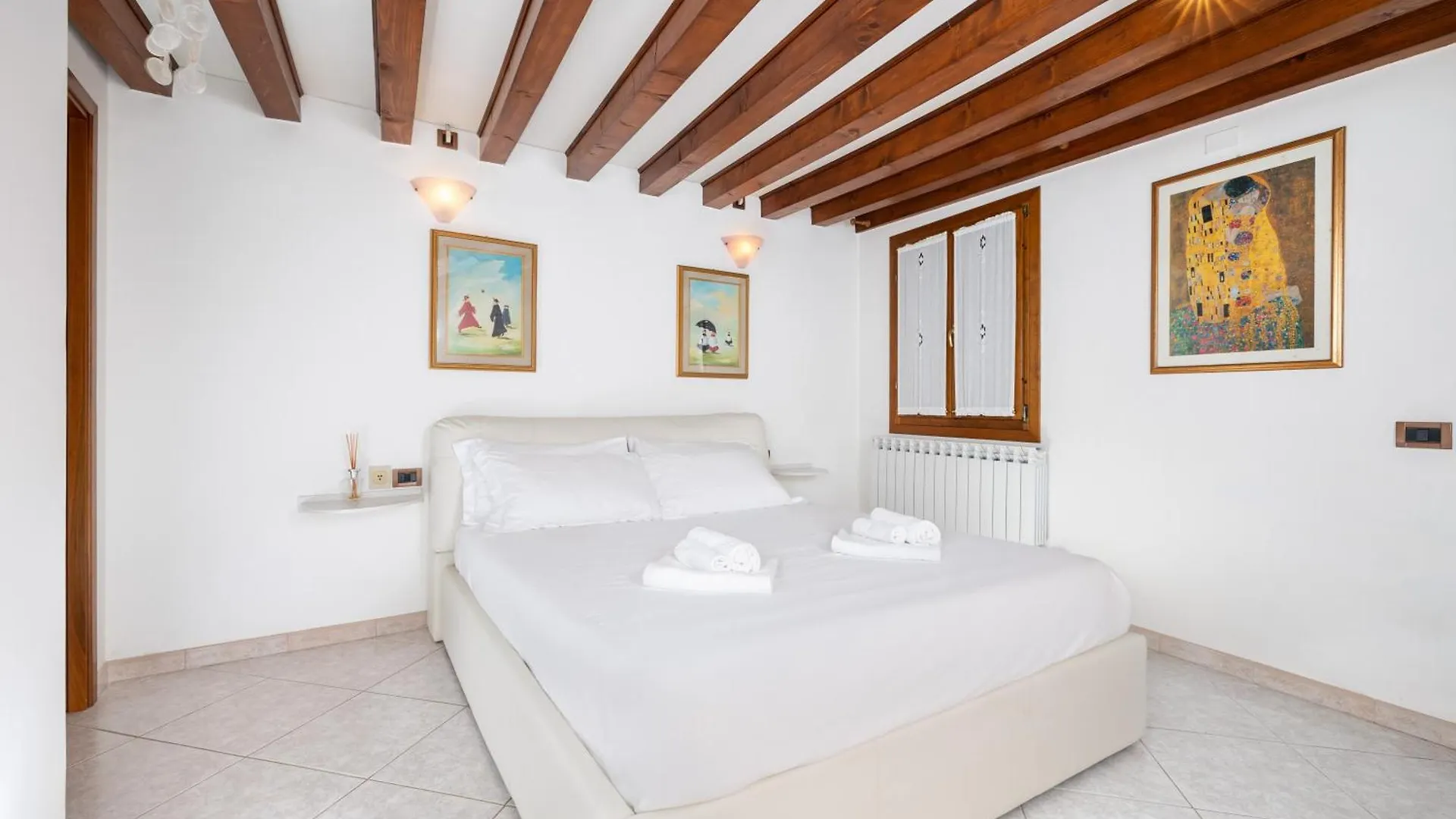 Elegant Apartments In Biennale By Bricola Apartments Venice