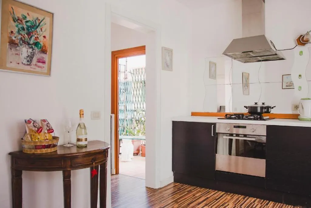 Elegant Apartments In Biennale By Bricola Apartments Venice Italy